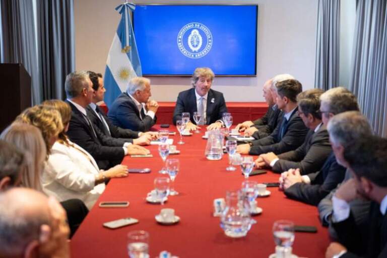 El Ministerio Público de Misiones garantiza financiamiento nacional para fortalecer la investigación científica forense El Ministerio Público de Misiones garantiza financiamiento nacional para fortalecer la investigación científica forense imagen-27