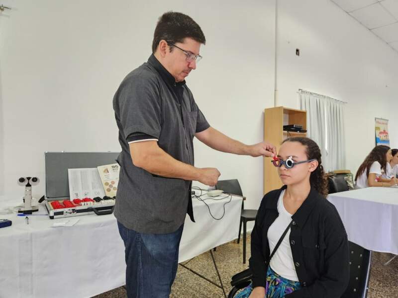 Almafuerte recibió al programa Mirar Mejor con atención oftalmológica gratuita y entrega de anteojos para vecinos de la zona imagen-8