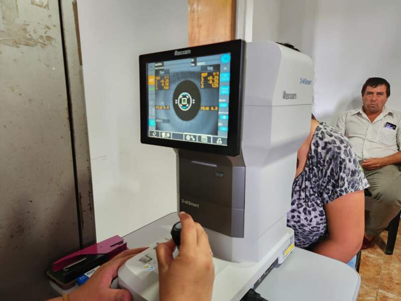 Operativo de Mirar Mejor en Cerro Corá permitió a vecinos realizar controles oftalmológicos y acceder a anteojos para mejorar su visión imagen-8