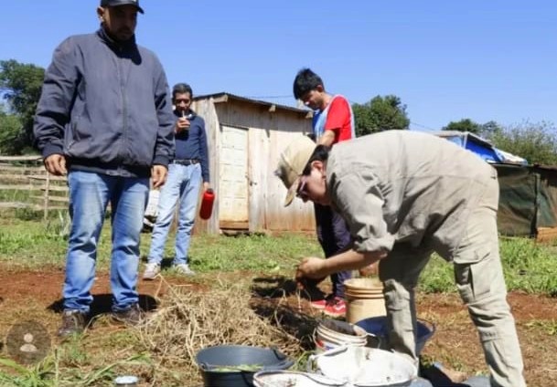 "Manos a la Tierra": Proyecto que rescata el barro para transformar la salud y el hábitat en viviendas populares 11 "Manos a la Tierra": Proyecto que rescata el barro para transformar la salud y el hábitat en viviendas populares imagen-10