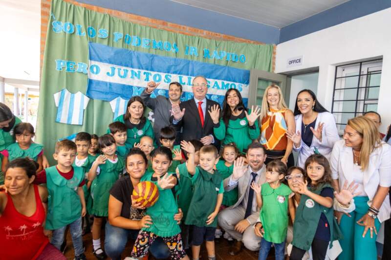 Inicio del Ciclo Lectivo 2026: "Con amor vamos a educar mejor, aprender mejor y hacer una mejor sociedad", destacó Passalacqua en San Javier 11 Inicio del Ciclo Lectivo 2026: "Con amor vamos a educar mejor, aprender mejor y hacer una mejor sociedad", destacó Passalacqua en San Javier imagen-10