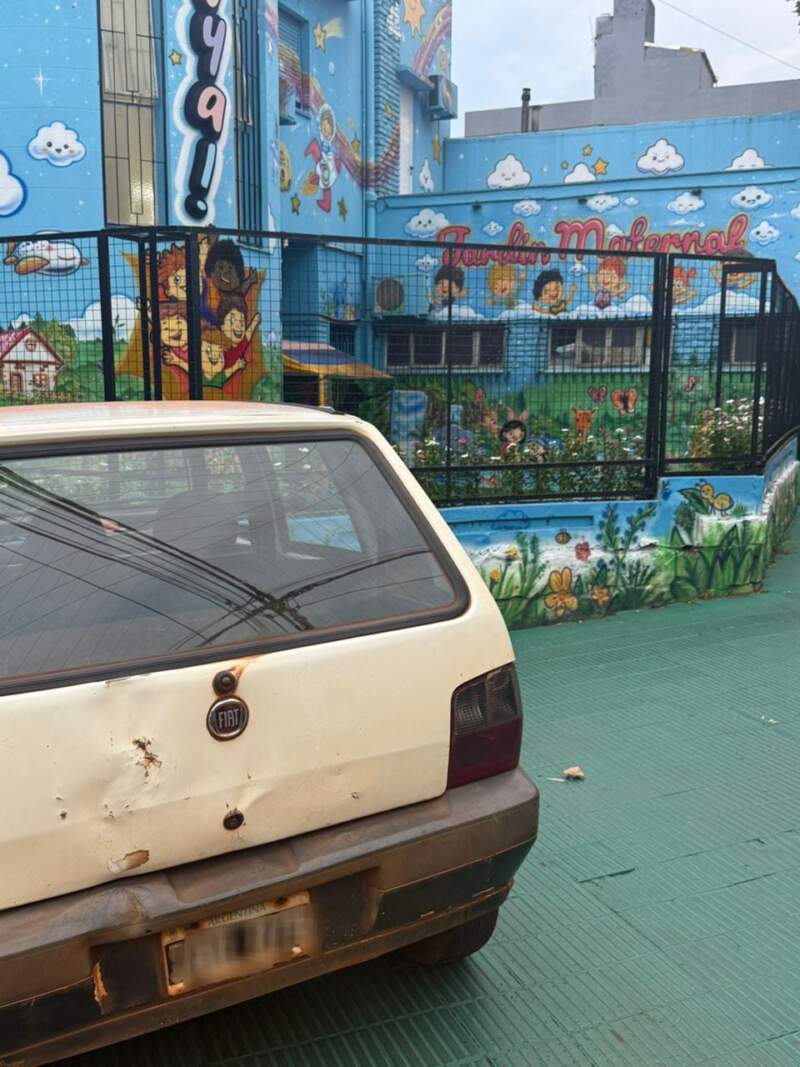 Colisión entre dos vehículos dejó lesionados en la zona céntrica de Posadas 5 Colisión entre dos vehículos dejó lesionados en la zona céntrica de Posadas imagen-4