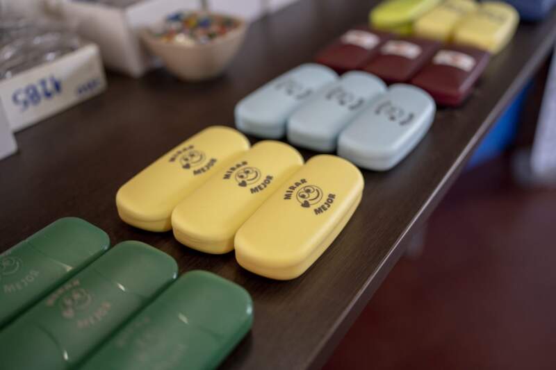 Passalacqua acompañó un nuevo operativo de Mirar Mejor en Panambí: “Todo lo que uno puede dar, se debe dar con cariño, con amor y muy cerquita de la gente” 23 Passalacqua acompañó un nuevo operativo de Mirar Mejor en Panambí: “Todo lo que uno puede dar, se debe dar con cariño, con amor y muy cerquita de la gente” imagen-22