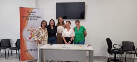 Comisión para el Abordaje Integral del Suicidio firmó convenio con el Colegio de Psicopedagogos para una red de apoyo y prevención "más amplia y efectiva" imagen-37