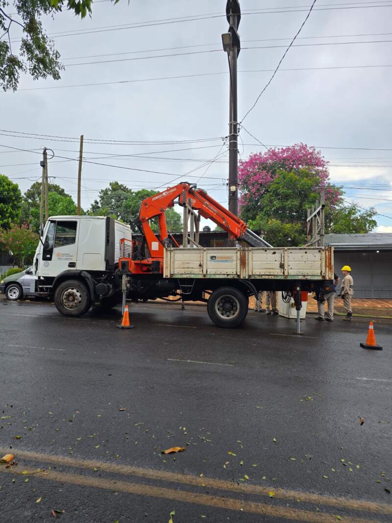 Operativo de emergencia en marcha para superar daños en la infraestructura eléctrica imagen-4
