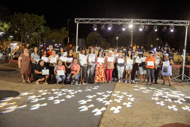 Alem reconoció a mujeres emprendedoras en el marco del Día Internacional de la Mujer imagen-6