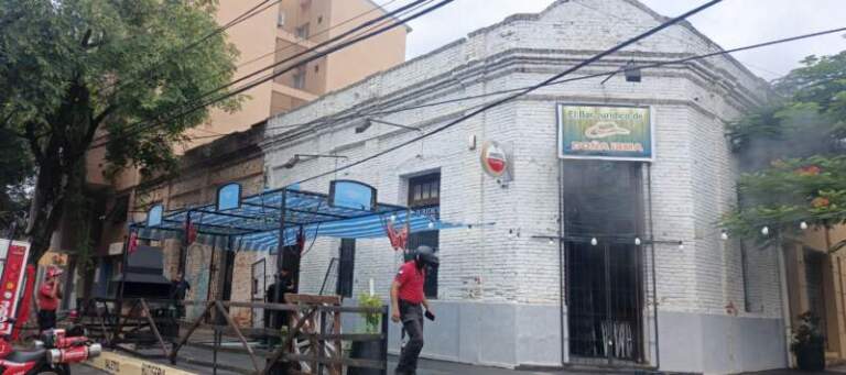 Principio de incendio fue controlado en un local gastronómico de Posadas imagen-20