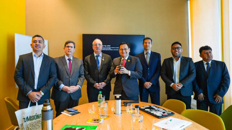 En Perú, Passalacqua se reunió con el Gobernador de la Región de Lambayeque para impulsar una ruta de turismo religioso internacional imagen-4