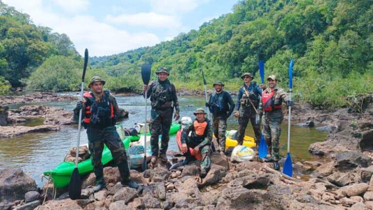 Amplio operativo de guardaparques en la Reserva de Biosfera Yabotí: destruyen campamentos ilegales y secuestran armas, redes y explosivos imagen-4