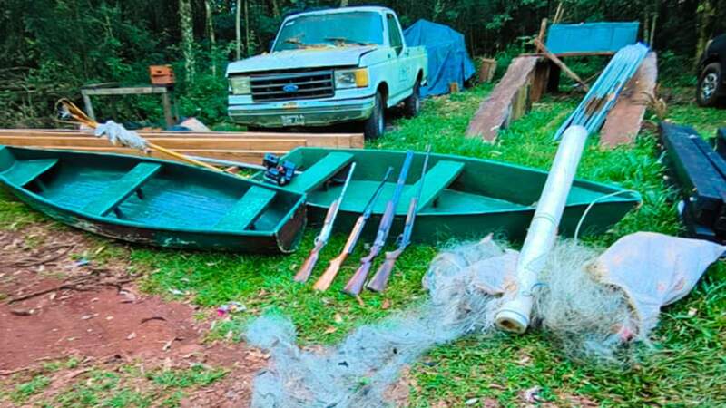 Amplio operativo de guardaparques en la Reserva de Biosfera Yabotí: destruyen campamentos ilegales y secuestran armas, redes y explosivos imagen-2