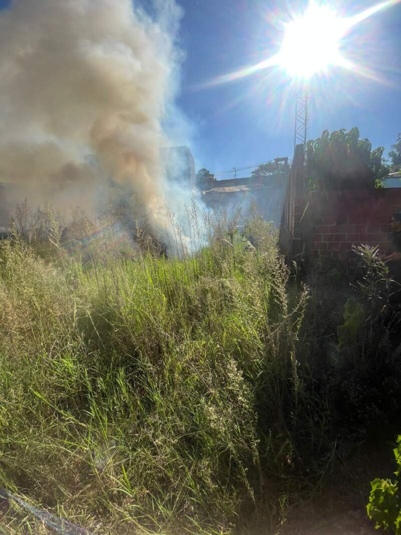 Intervenciones por incendios culminaron con focos ígneos controlados en varias localidades de la provincia imagen-2