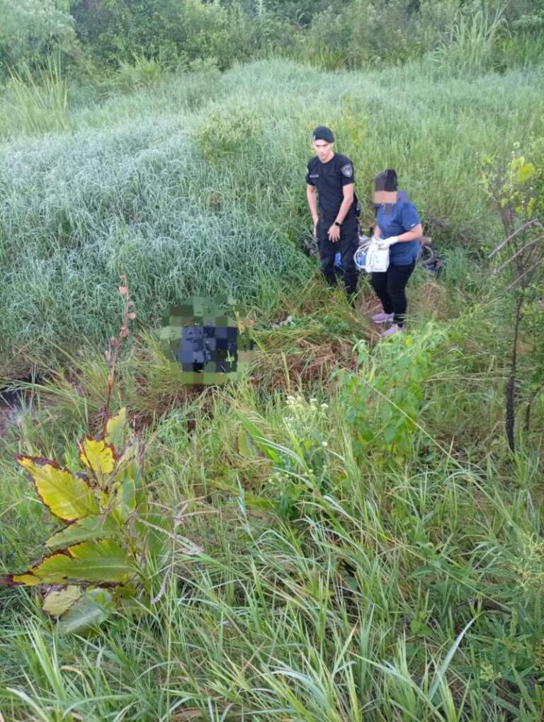 Despiste de motocicleta en la Ruta Nacional 12: dos personas resultaron lesionadas imagen-49
