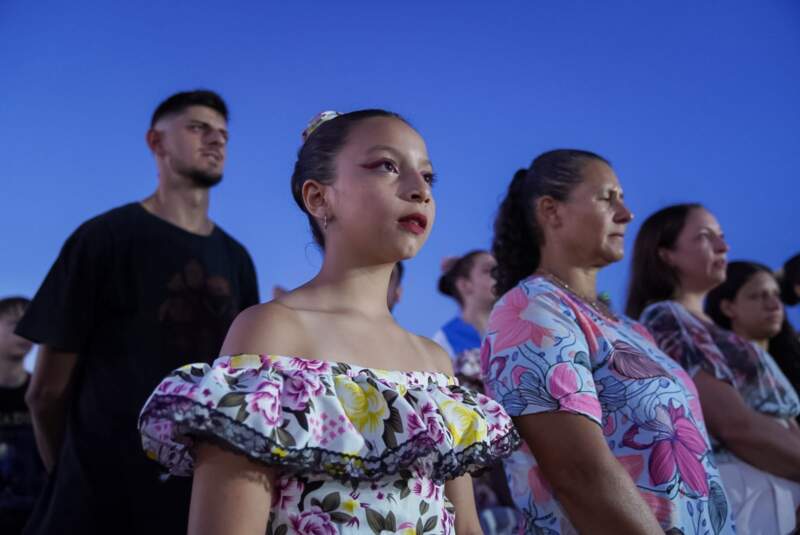 Passalacqua encabezó la “Serenata a Mbororé” y destacó la defensa histórica de la soberanía en Misiones 3 Passalacqua encabezó la “Serenata a Mbororé” y destacó la defensa histórica de la soberanía en Misiones imagen-2