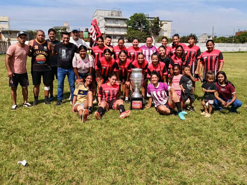 Fútbol: Guaraní se quedó con la Copa Nacional Femenina imagen-2