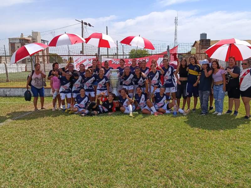 Fútbol: Guaraní se quedó con la Copa Nacional Femenina imagen-6