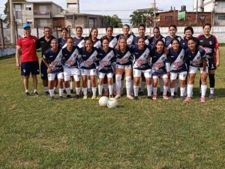 Fútbol: Guaraní se quedó con la Copa Nacional Femenina Fútbol: Guaraní se quedó con la Copa Nacional Femenina imagen-5