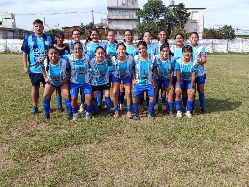 Fútbol: Guaraní se quedó con la Copa Nacional Femenina imagen-4