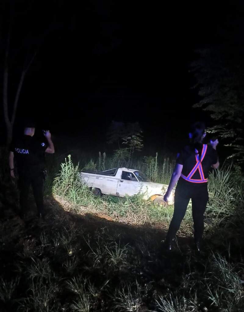 Dos hombres resultaron lesionados tras el despiste de una camioneta en El Soberbio imagen-51