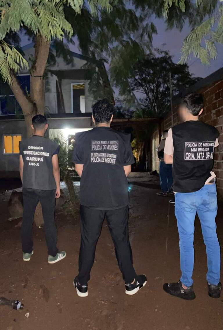 Capturaron a un asaltante y desbarataron un kiosco narco que funcionaba en su casa de Garupá imagen-25