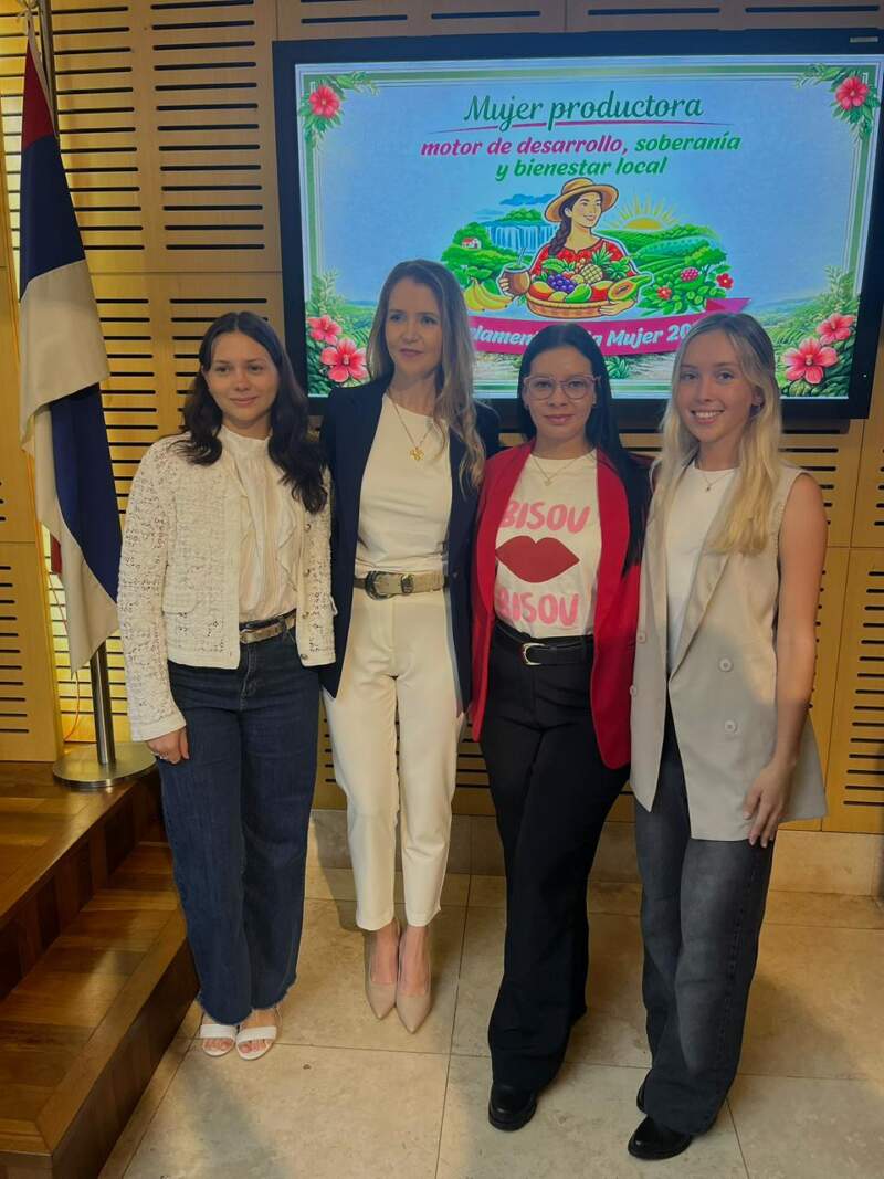 Desde el Parlamento de la Mujer, presentan propuestas para fortalecer derechos de la infancia rural y generar espacios inclusivos imagen-4