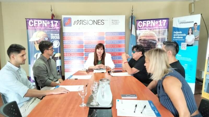 Con la firma de Convenios, Misiones impulsa cursos de formación en plomería, pintura y colocación de cerámicos imagen-4