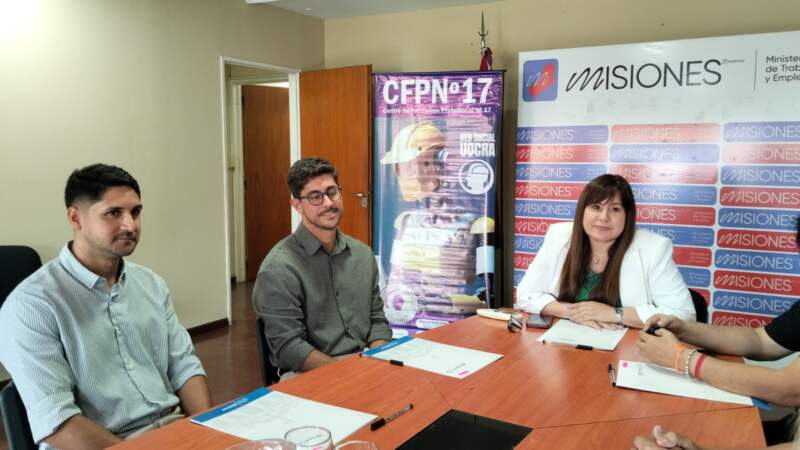 Con la firma de Convenios, Misiones impulsa cursos de formación en plomería, pintura y colocación de cerámicos imagen-6