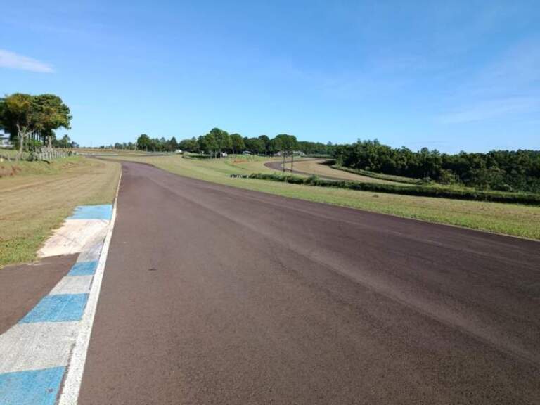 Automovilismo: Oberá se prepara para recibir la primera fecha del Misionero de Pista imagen-19