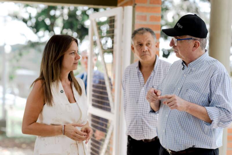 Passalacqua y Pettovello recorrieron la Escuela de Innovación y visitaron la Escuela N.º 263 en Hipólito Yrigoyen imagen-26