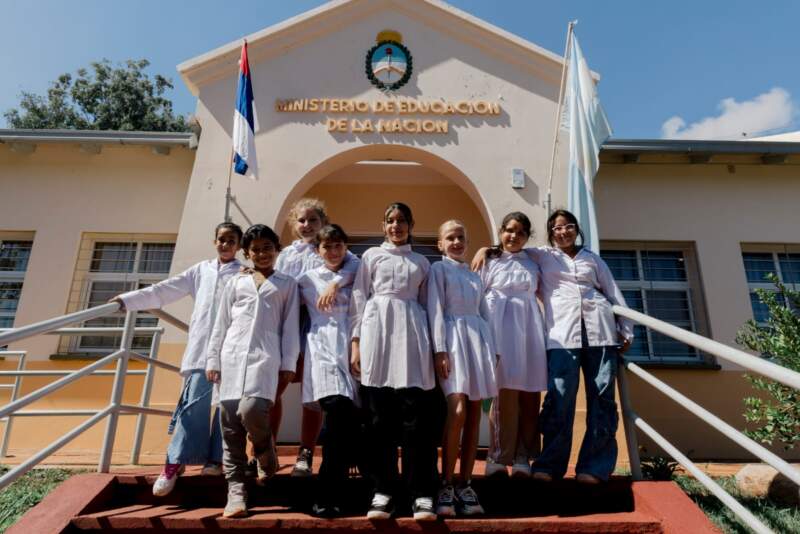 Passalacqua y Pettovello recorrieron la Escuela de Innovación y visitaron la Escuela N.º 263 en Hipólito Yrigoyen imagen-22