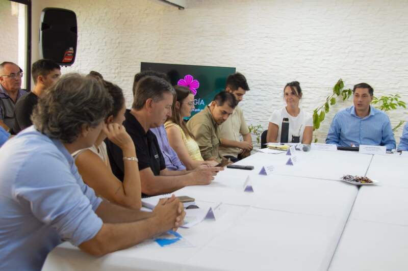 Para dar respuesta a reclamos vecinales sobre la gestión del agua, Ecología reunió a organismos para fortalecer el tratamiento de efluentes en Posadas imagen-1