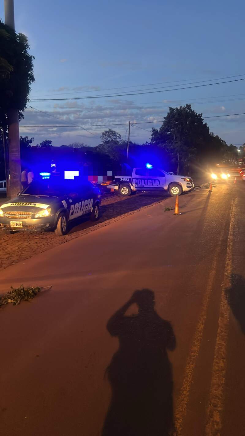 Colisión entre motocicletas dejó tres personas lesionadas en 25 de Mayo imagen-4