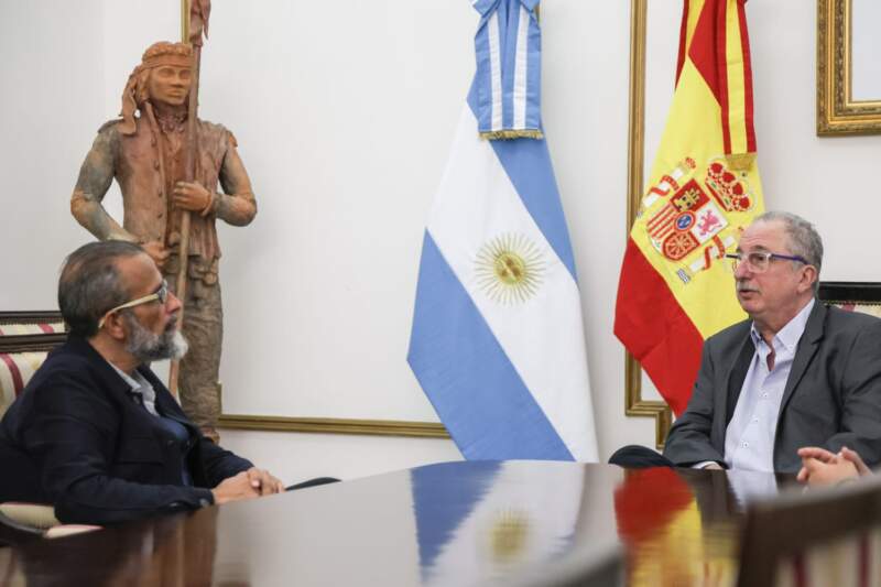 Passalacqua recibió al Cónsul General de España en Rosario en el marco de de una misión consular itinerante 5 Passalacqua recibió al Cónsul General de España en Rosario en el marco de de una misión consular itinerante imagen-4