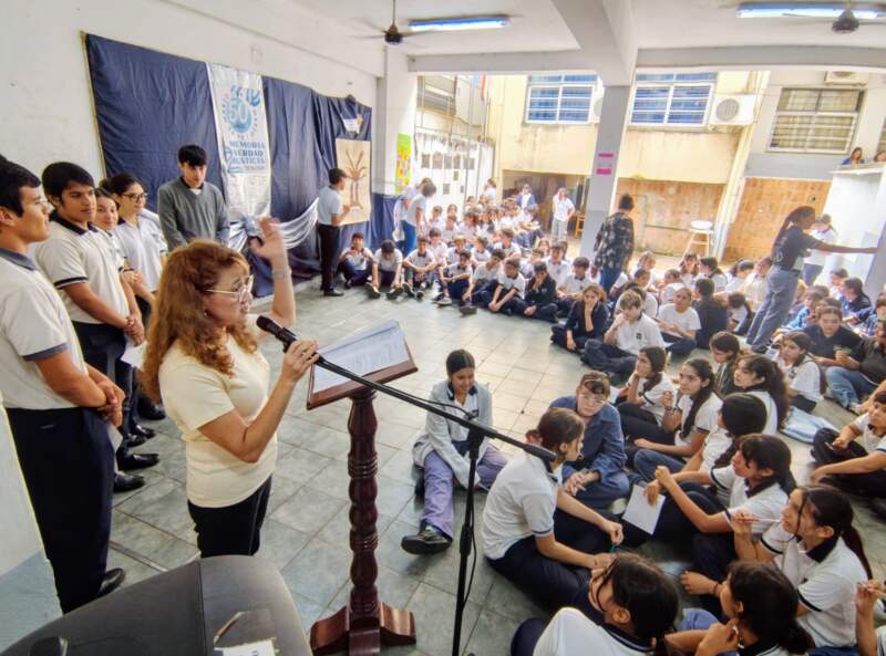 "Memoria, Verdad y Justicia": alumnos de la Epet Nº2 reflexionaron sobre la libertad y vivir en democracia 6 "Memoria, Verdad y Justicia": alumnos de la Epet Nº2 reflexionaron sobre la libertad y vivir en democracia imagen-5