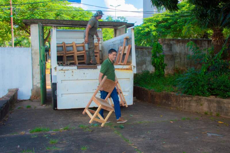 Ecología entregó mobiliario fabricado con madera decomisada al Hogar de Niñas Santa Teresita imagen-8