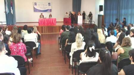 Más que una colación: la UNaM convirtió su acto en una defensa abierta de la universidad pública imagen-5