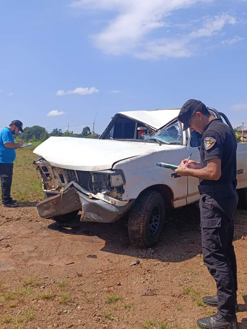 Manejaba alcoholizado en San Vicente, despistó en la Ruta 14 y terminó internado 3 Manejaba alcoholizado en San Vicente, despistó en la Ruta 14 y terminó internado imagen-2