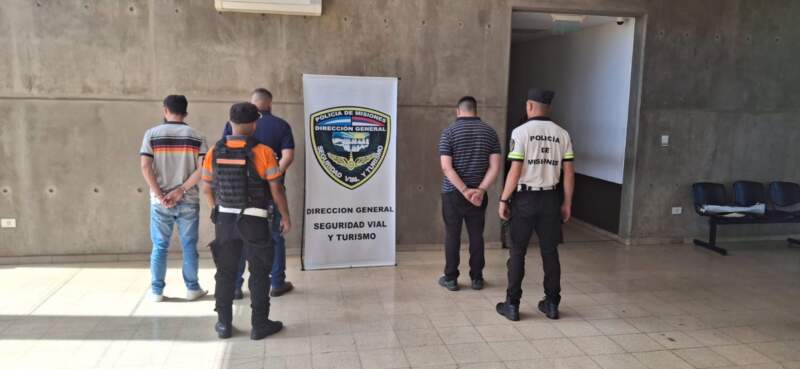 Tres detenidos por irrumpir en una casa armados para el cobro de una deuda: dos tenían pedido de captura imagen-14