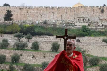 Israel impidió celebrar el Domingo de Ramos en la Iglesia del Santo Sepulcro imagen-11