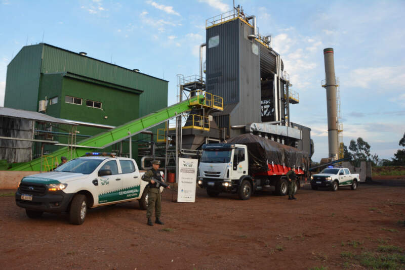 Incineraron más de 9 toneladas de marihuana secuestradas por Gendarmería en la provincia imagen-4