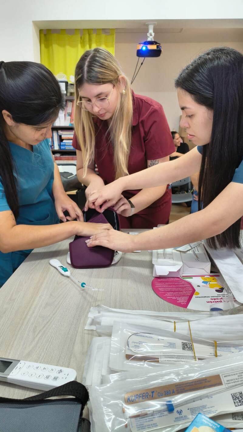 Salud pública en acción: formación continua para médicos residentes en colocación de DIU y SIU 9 Salud pública en acción: formación continua para médicos residentes en colocación de DIU y SIU imagen-8