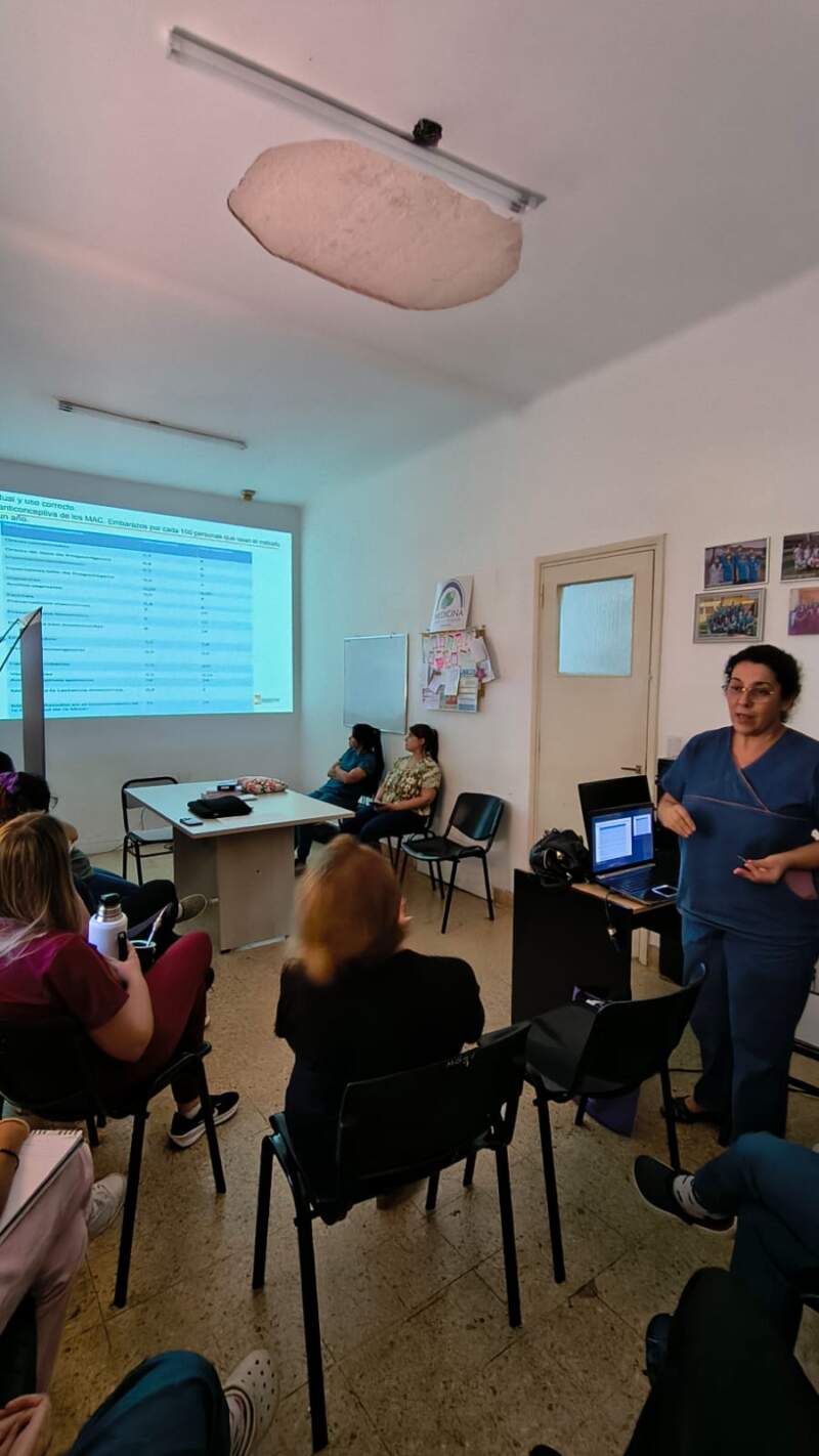 Salud pública en acción: formación continua para médicos residentes en colocación de DIU y SIU 13 Salud pública en acción: formación continua para médicos residentes en colocación de DIU y SIU imagen-12