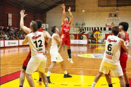 Básquet: Tokio volvió al triunfo Básquet: Tokio volvió al triunfo imagen-2