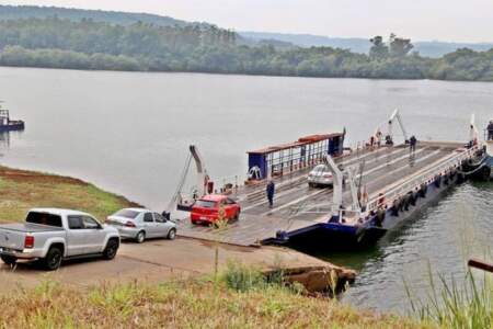 Misiones gestiona ampliar el horario de balsa con Brasil para fortalecer el comercio y eventos regionales imagen-7