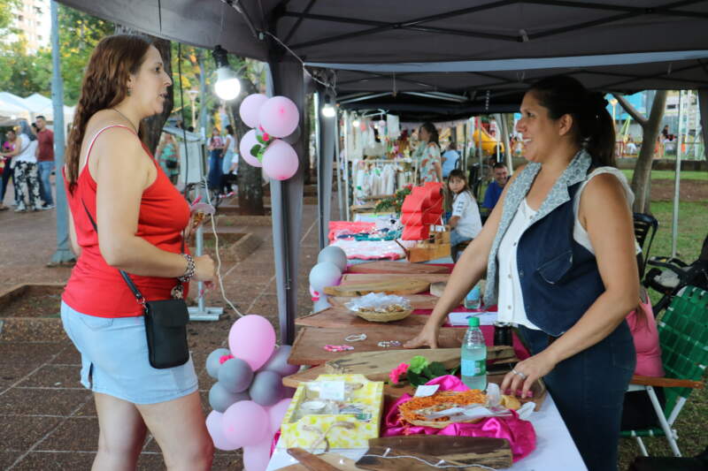 La Legislatura acercó a las emprendedoras a la comunidad con la feria “Mujeres que impulsan Misiones” en el Parque Paraguayo 17 La Legislatura acercó a las emprendedoras a la comunidad con la feria “Mujeres que impulsan Misiones” en el Parque Paraguayo imagen-16
