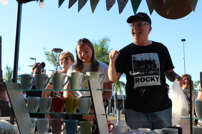 La Legislatura acercó a las emprendedoras a la comunidad con la feria “Mujeres que impulsan Misiones” en el Parque Paraguayo 15 La Legislatura acercó a las emprendedoras a la comunidad con la feria “Mujeres que impulsan Misiones” en el Parque Paraguayo imagen-14