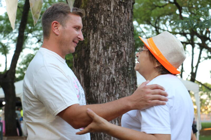 La Legislatura acercó a las emprendedoras a la comunidad con la feria “Mujeres que impulsan Misiones” en el Parque Paraguayo 3 La Legislatura acercó a las emprendedoras a la comunidad con la feria “Mujeres que impulsan Misiones” en el Parque Paraguayo imagen-2