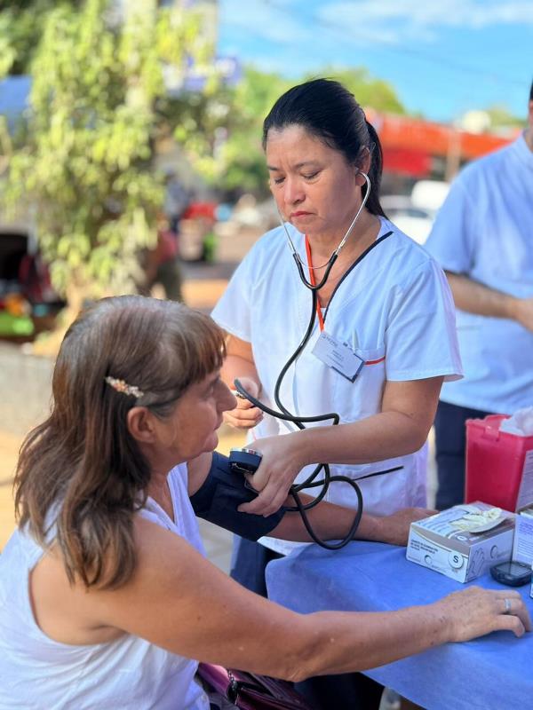 Con actividades de prevención y controles de salud, profesionales promovieron el cuidado renal en una jornada realizada en Eldorado 7 Con actividades de prevención y controles de salud, profesionales promovieron el cuidado renal en una jornada realizada en Eldorado imagen-6