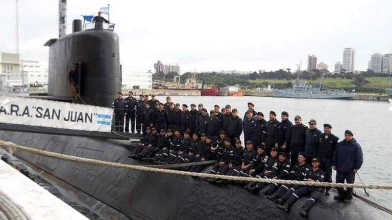ARA San Juan: comienza el juicio oral por el hundimiento del submarino y la muerte de sus 44 tripulantes imagen-36