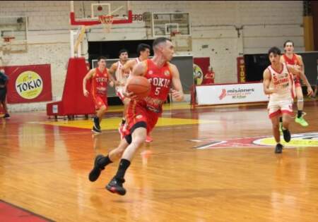 Básquet: derrota de Yokio jugando en «El Templo» Básquet: derrota de Yokio jugando en "El Templo" imagen-5