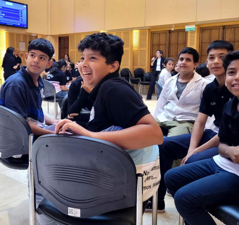 De las aulas al recinto: estudiantes vivieron una experiencia interactiva para conocer cómo funciona el Poder Legislativo imagen-2